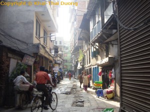 Nepal Informationen - Spannende Eindrücke - Enge Gassen sind in Nepal keine Seltenheit.
