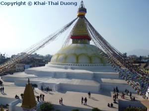 Boudhanath Stupa ist das Zentrum des tibetischen Buddhismus in Kathmandu.