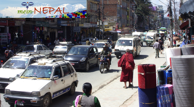 Der Straßenverkehr in Nepal ist chaotisch und gefährlich.