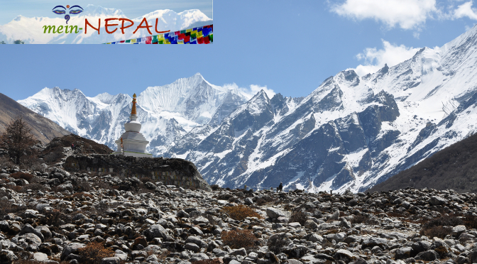 Trekking in Nepal - Wandern im Himalaya Gebirge.